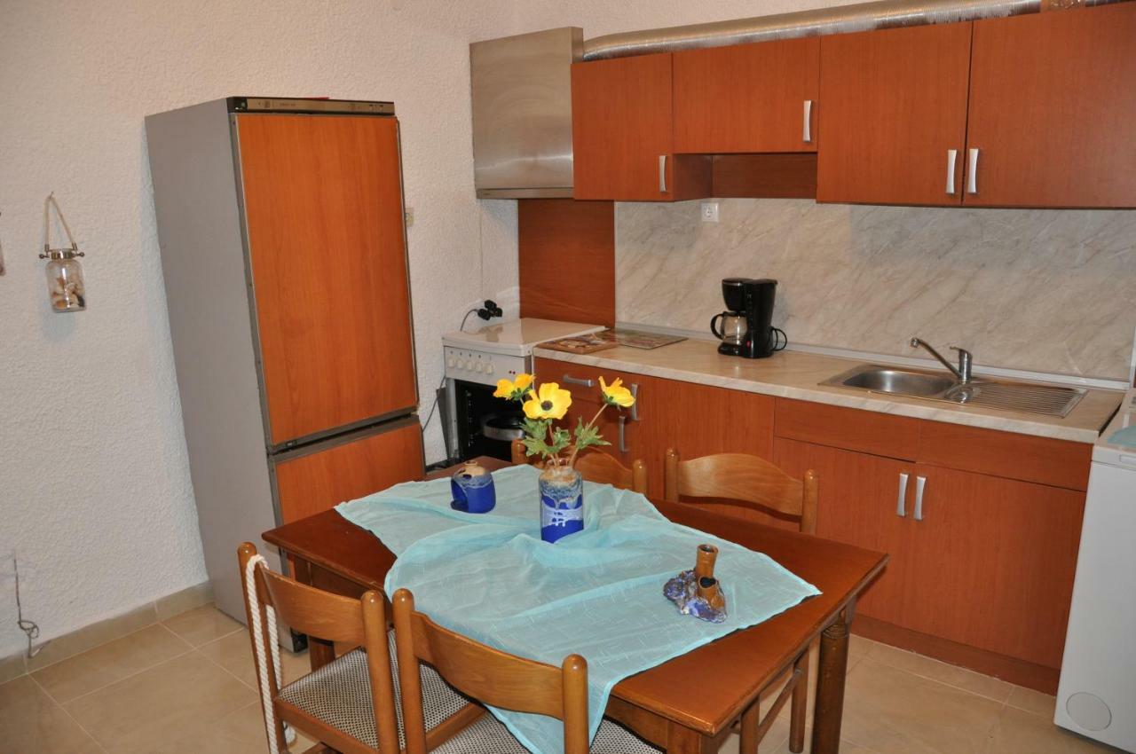 Апартаменти Holidey House In Skala Fourkas 150M From The Sea Екстер'єр фото